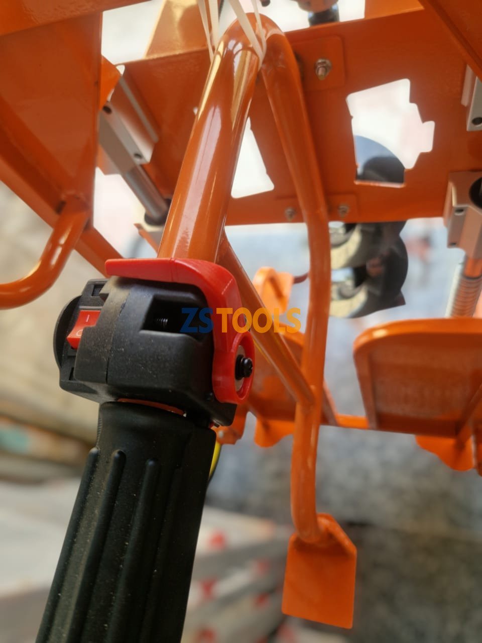 Tarière Foreuse thermique sur chariot 43 cc – Image 4
